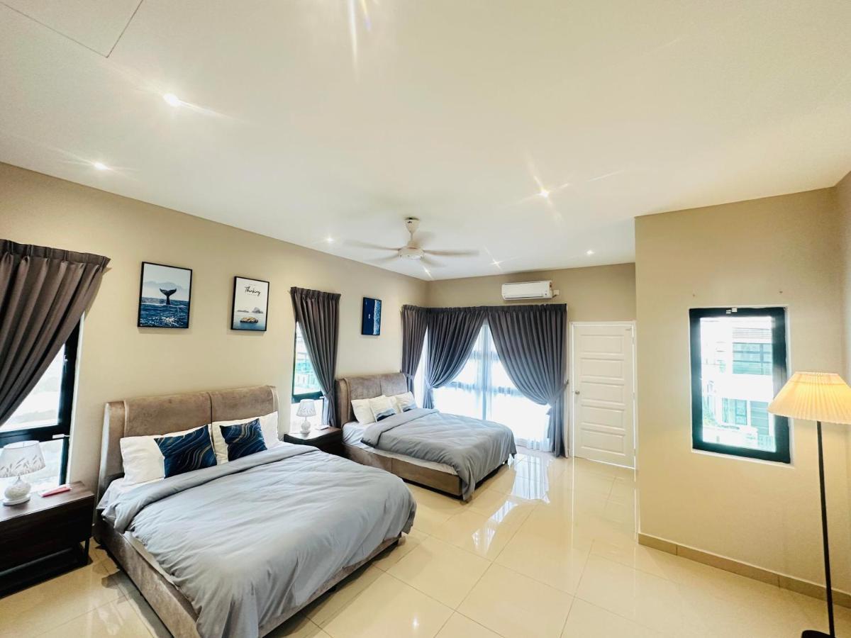 《Untitled Homestay》Sitiawan Kültér fotó